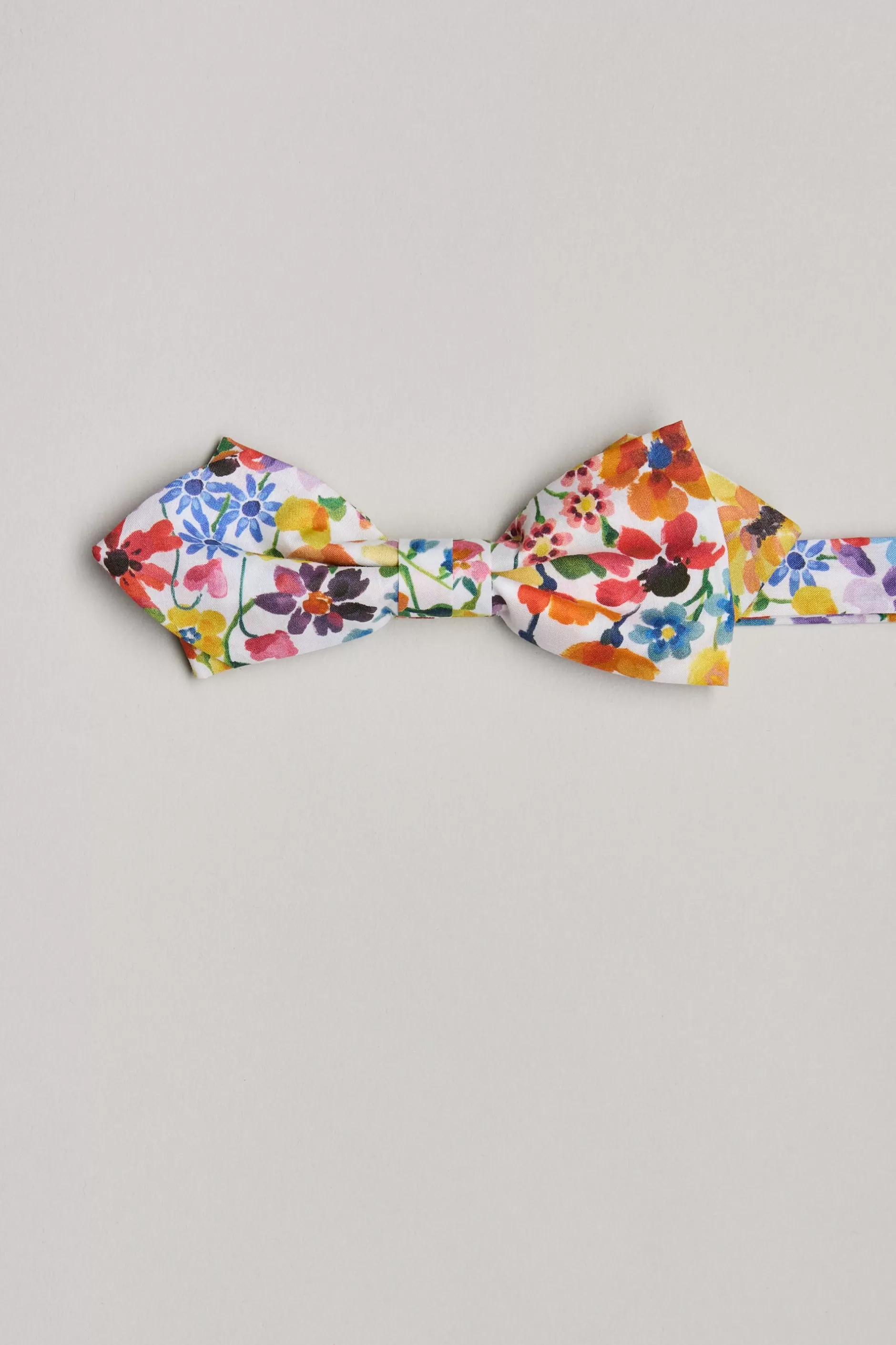 Dreams Of Summer Liberty Bowtie^Barkers Store