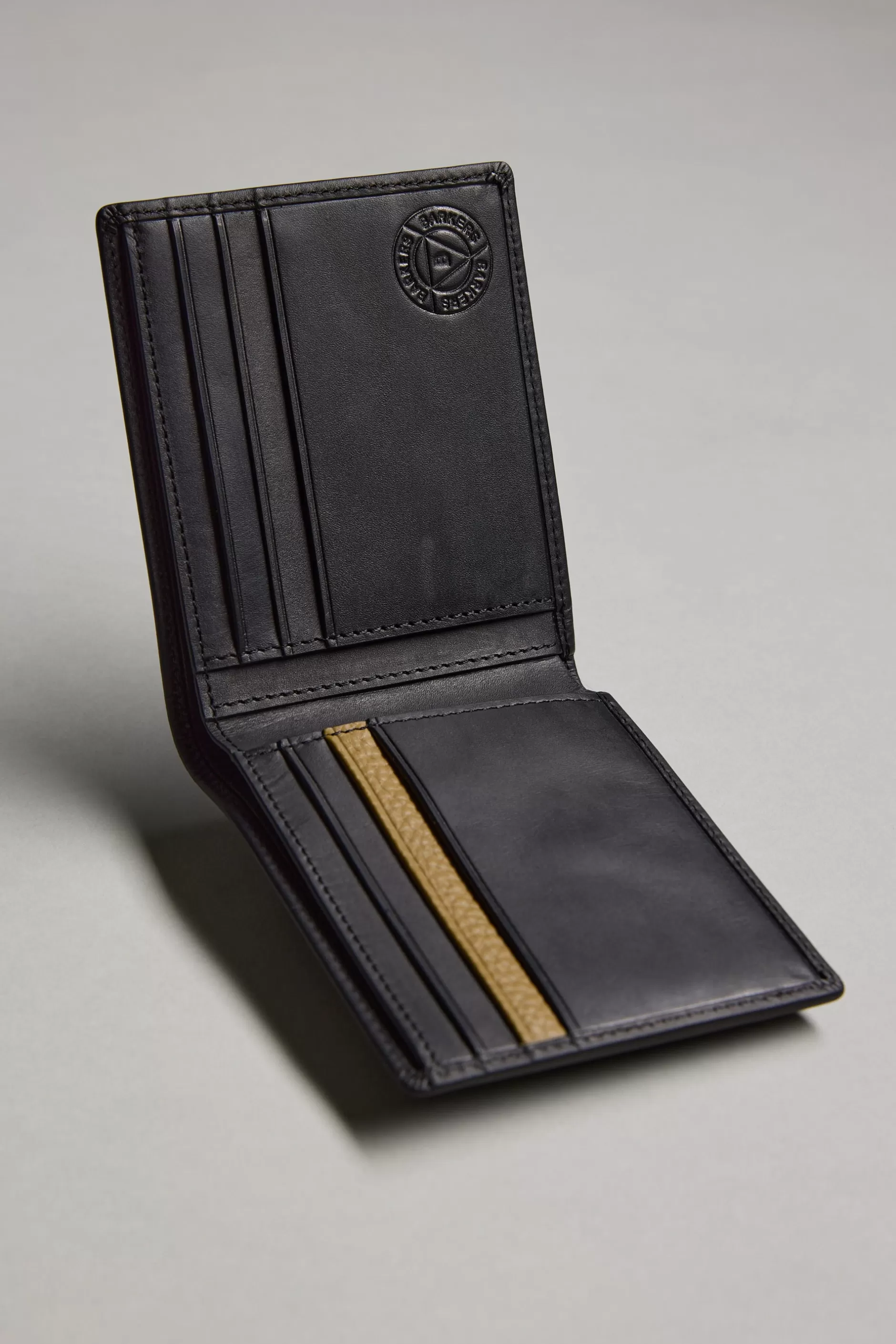 Harris Leather Fold Wallet^Barkers Fashion