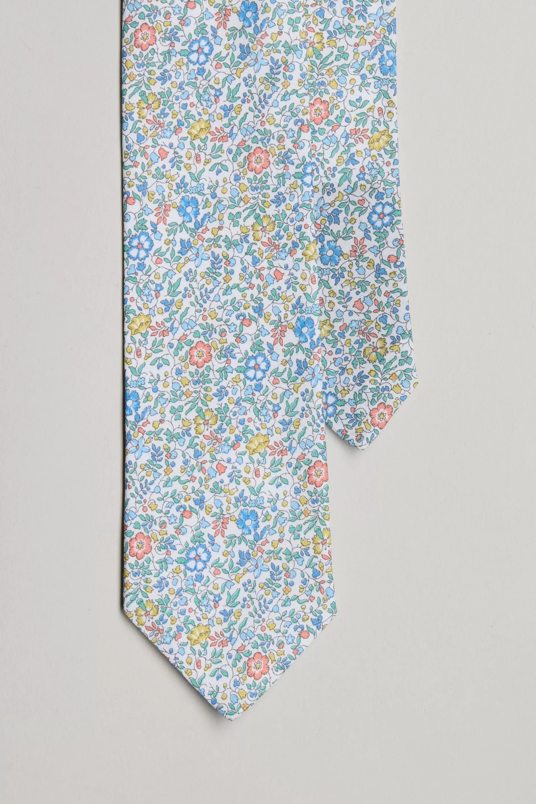 Katie And Millie Liberty Tie^Barkers Fashion