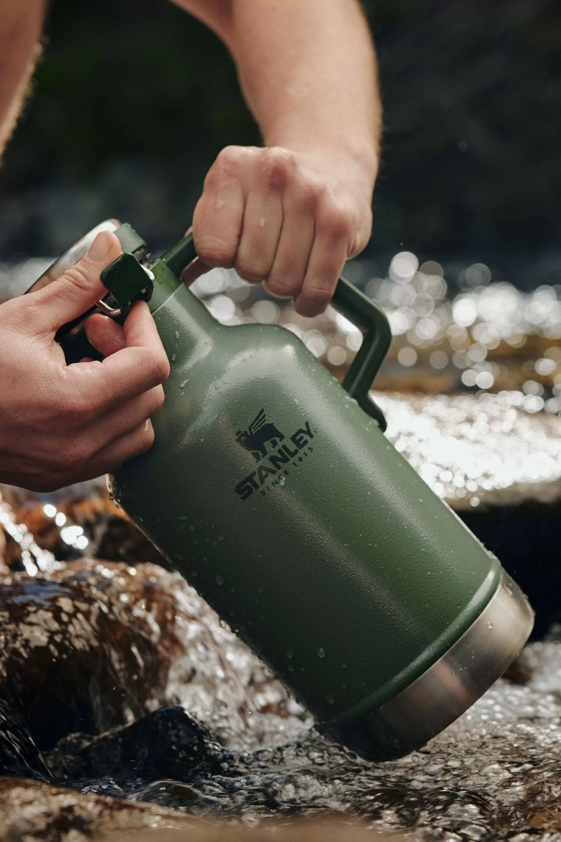 Stanley Classic Growler 1.9L^Barkers Flash Sale