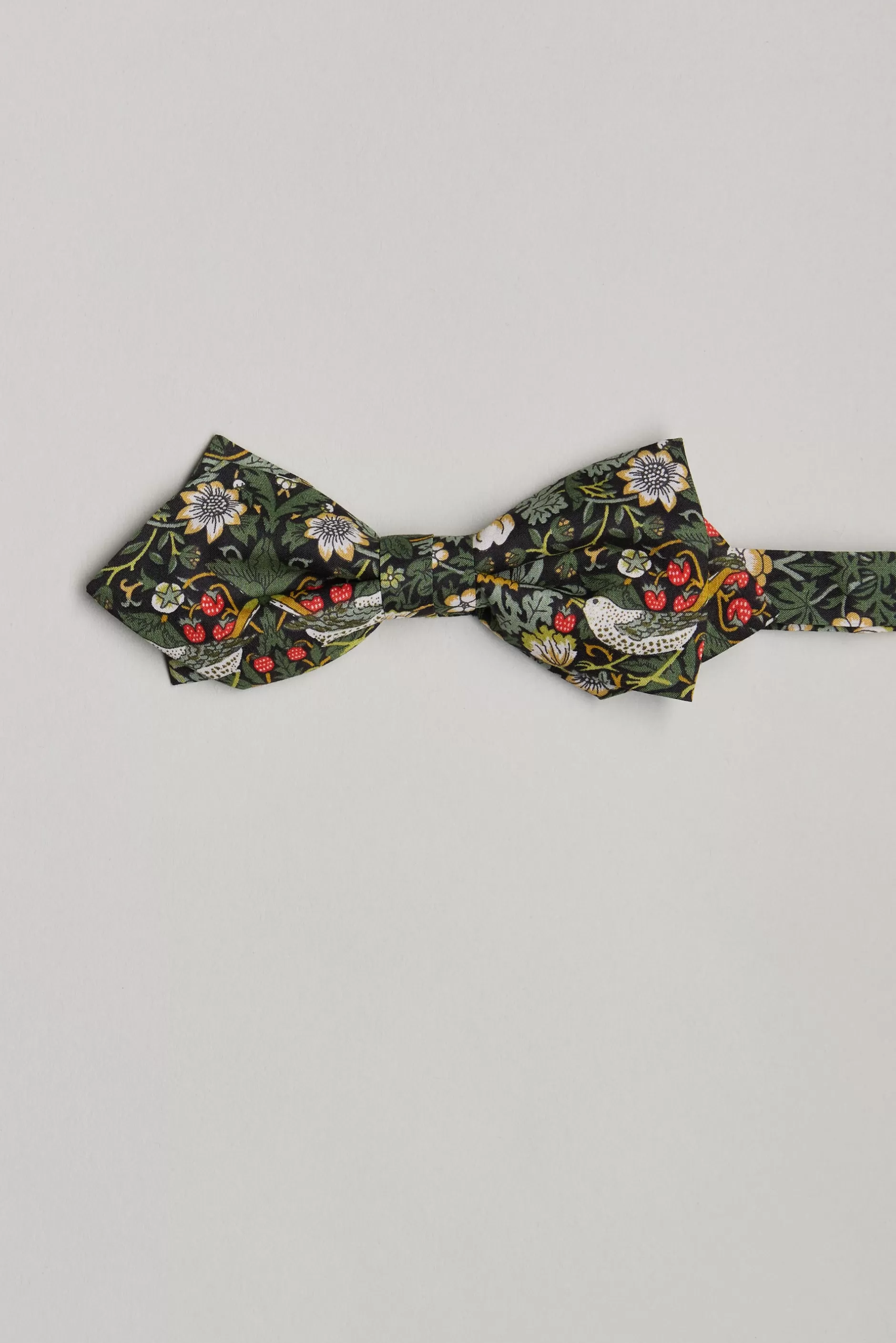 Strawberry Thief Liberty Bowtie^Barkers Clearance