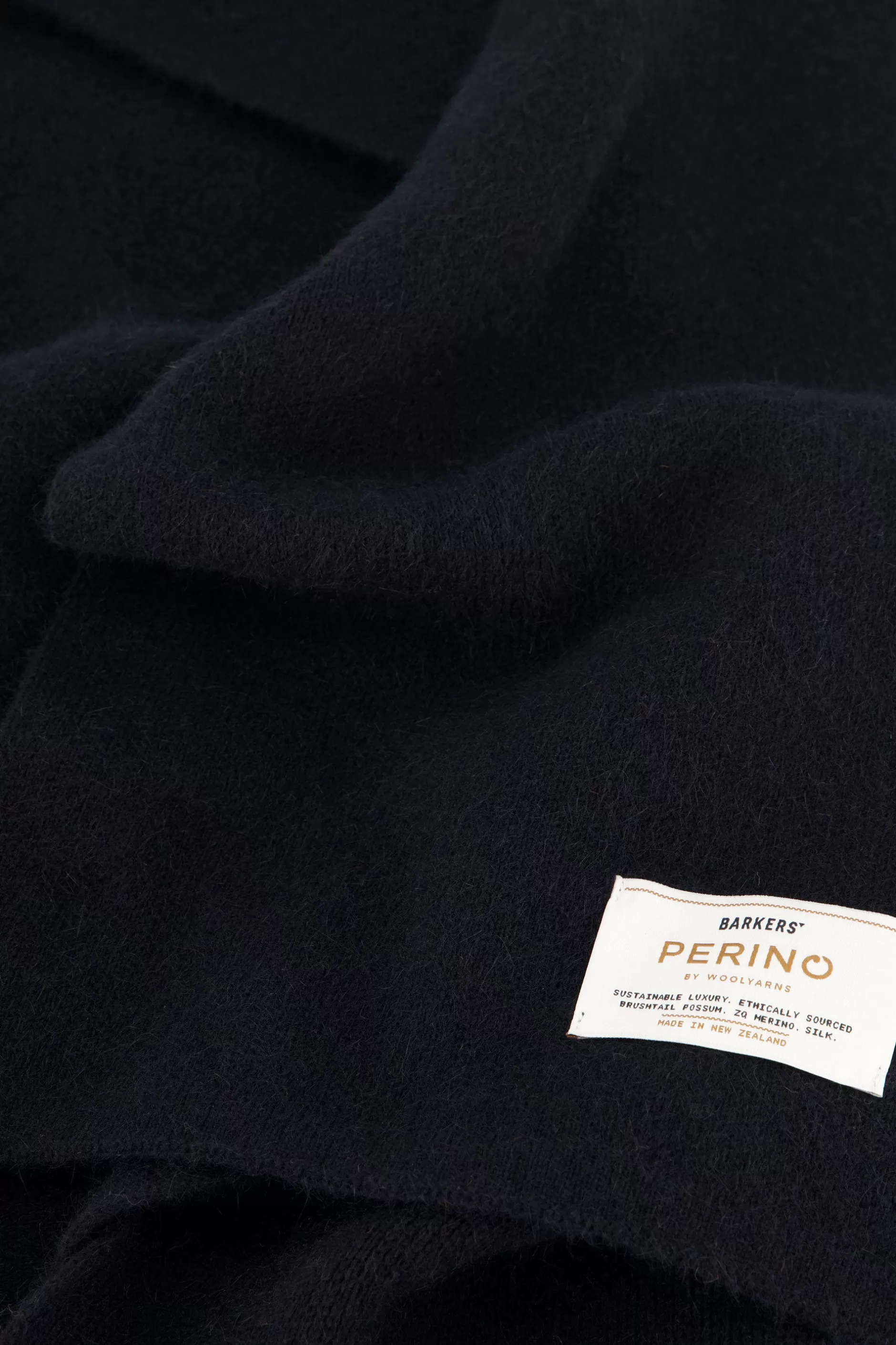 Tasman Perino Scarf^Barkers Clearance